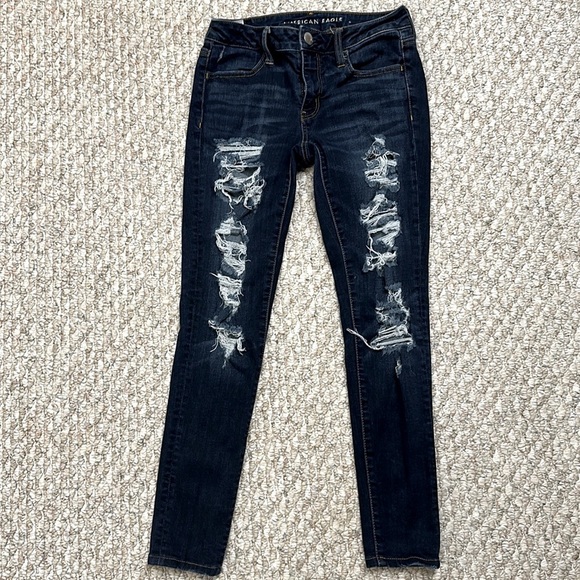 American Eagle size 4 short skinny distressed denim - Picture 1 of 8